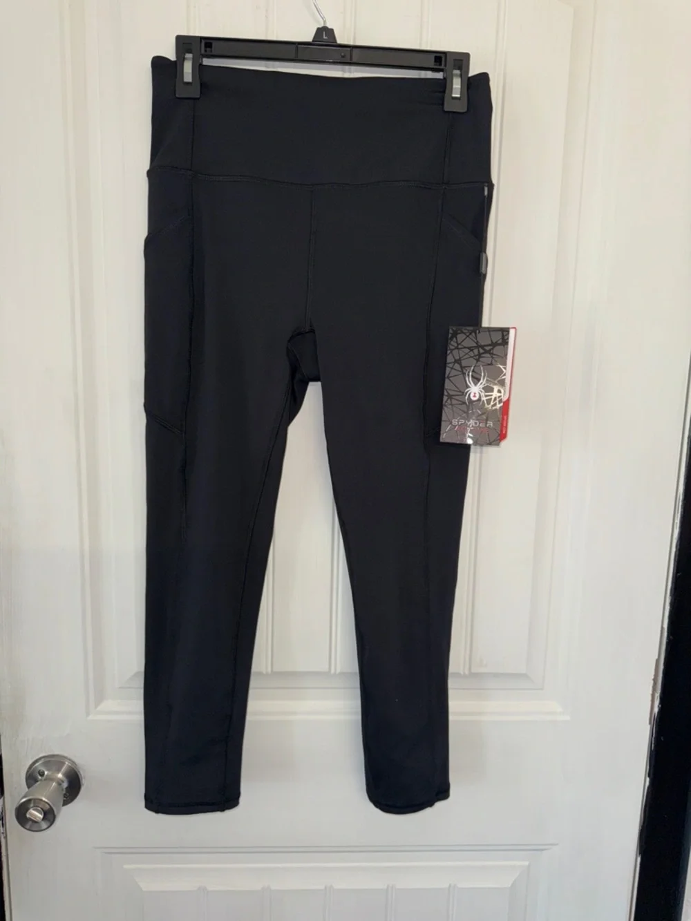 NWT Spyder Black High-Waist Athletic Capri Leggings with Side Pocket - Picture 1 of 7